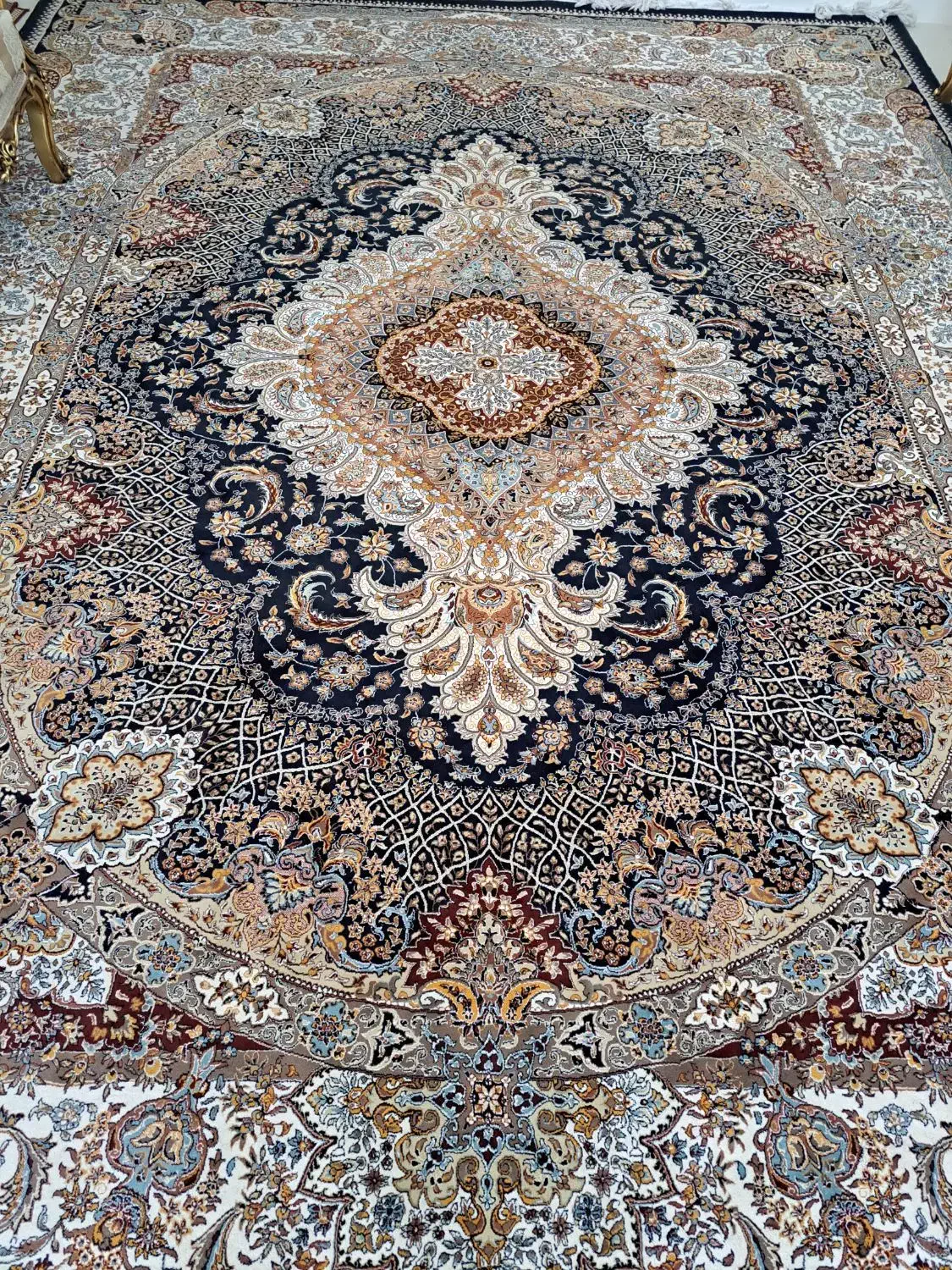 ۱۲متری درحدنو|فرش|زنجان, |دیوار