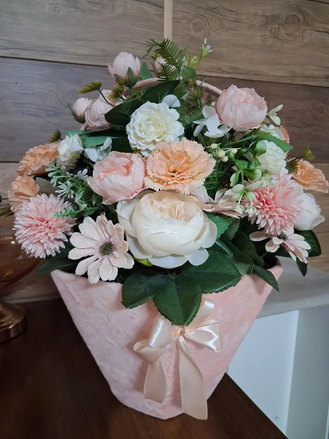 سبد گل مصنوعی|گل مصنوعی|اراک, |دیوار