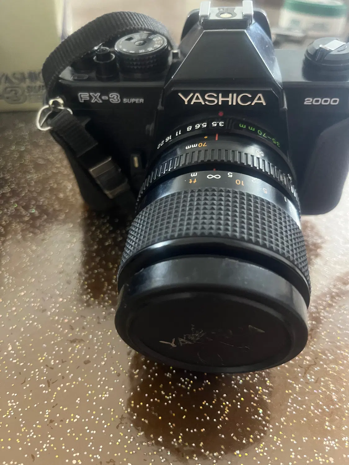 دوربین آنالوگ yashica جهت کلکسیون و دکوری|دوربین عکاسی و فیلم‌برداری|تهران, شهرک پرواز|دیوار