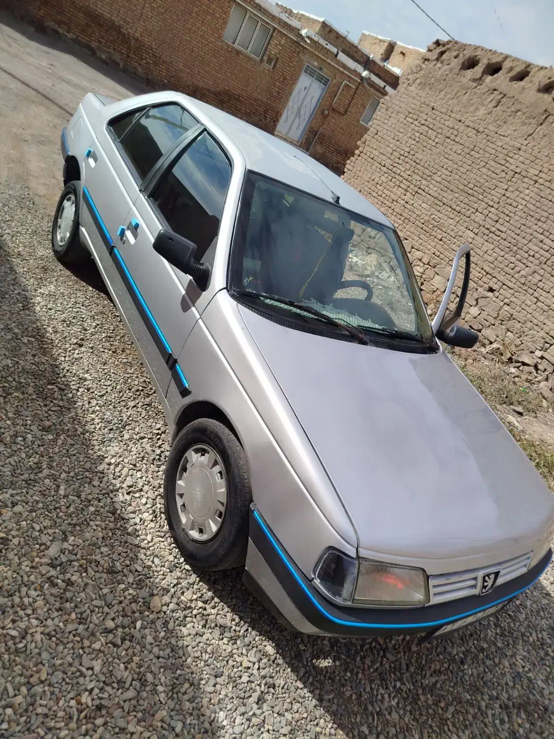 پژو ۴۰۵ معاوضه با پراید|خودرو سواری و وانت|جلفا, |دیوار