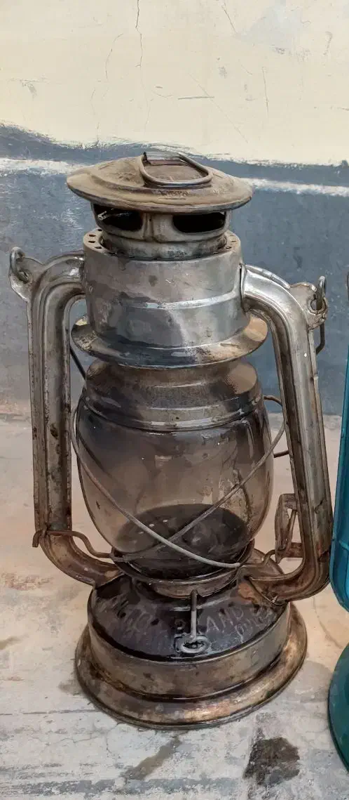 فانوس نفتی|صنایع دستی و سایر لوازم تزئینی|مسجد سلیمان, |دیوار