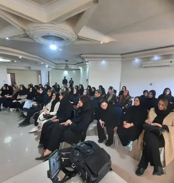 شغل پر درآمد کار آنلاین با گوشی|استخدام بازاریابی و فروش|ایلام, |دیوار