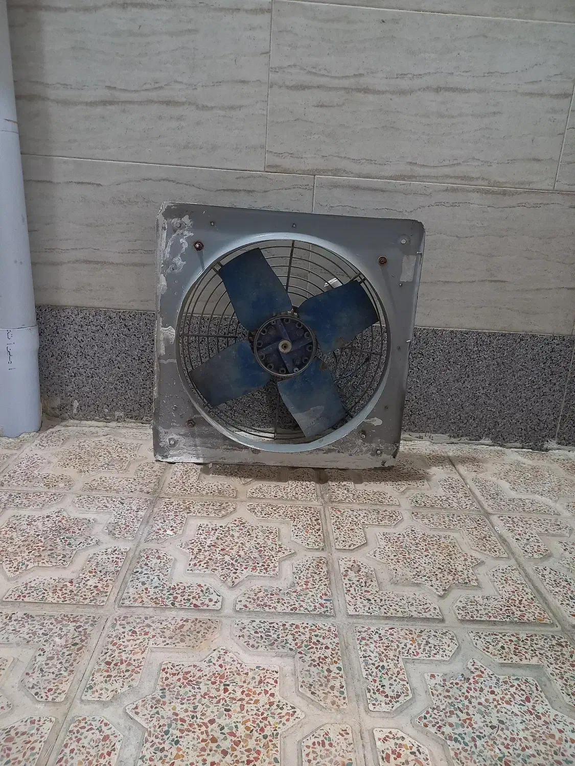 فن تهویه ۵۰در ۵۰|پنکه و تصفیهکنندهٔ هوا|مرند, |دیوار