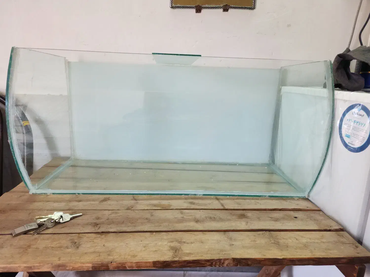 اکواریوم در سلیز ۳۲ در۸۸ با شیشه خم و تجهیزات|ماهی|یزد, |دیوار