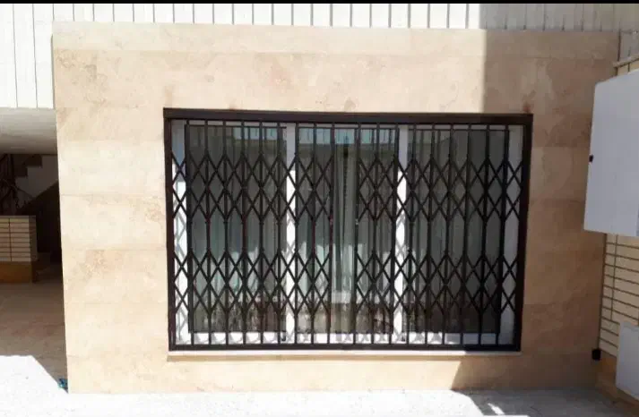 درب اکاردئونی.حفاظ .درب باغی .نرده|مصالح و تجهیزات ساختمان|فلاورجان, |دیوار