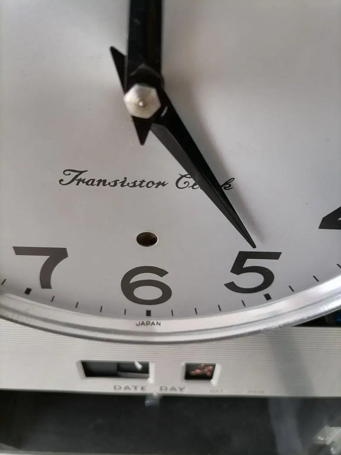 ساعت دیواری قدیمی|ساعت دیواری و تزئینی|تهران, شهرک صدرا|دیوار