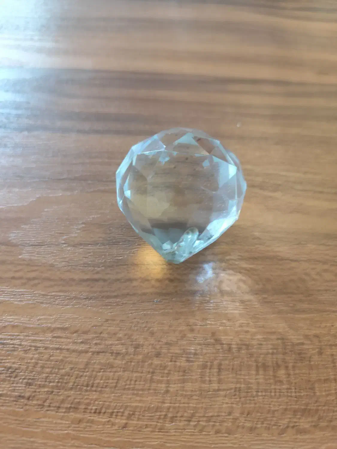 گوی کریستالی لوستر|لوستر و چراغ آویز|کرج, فاز ۴ مهرشهر|دیوار