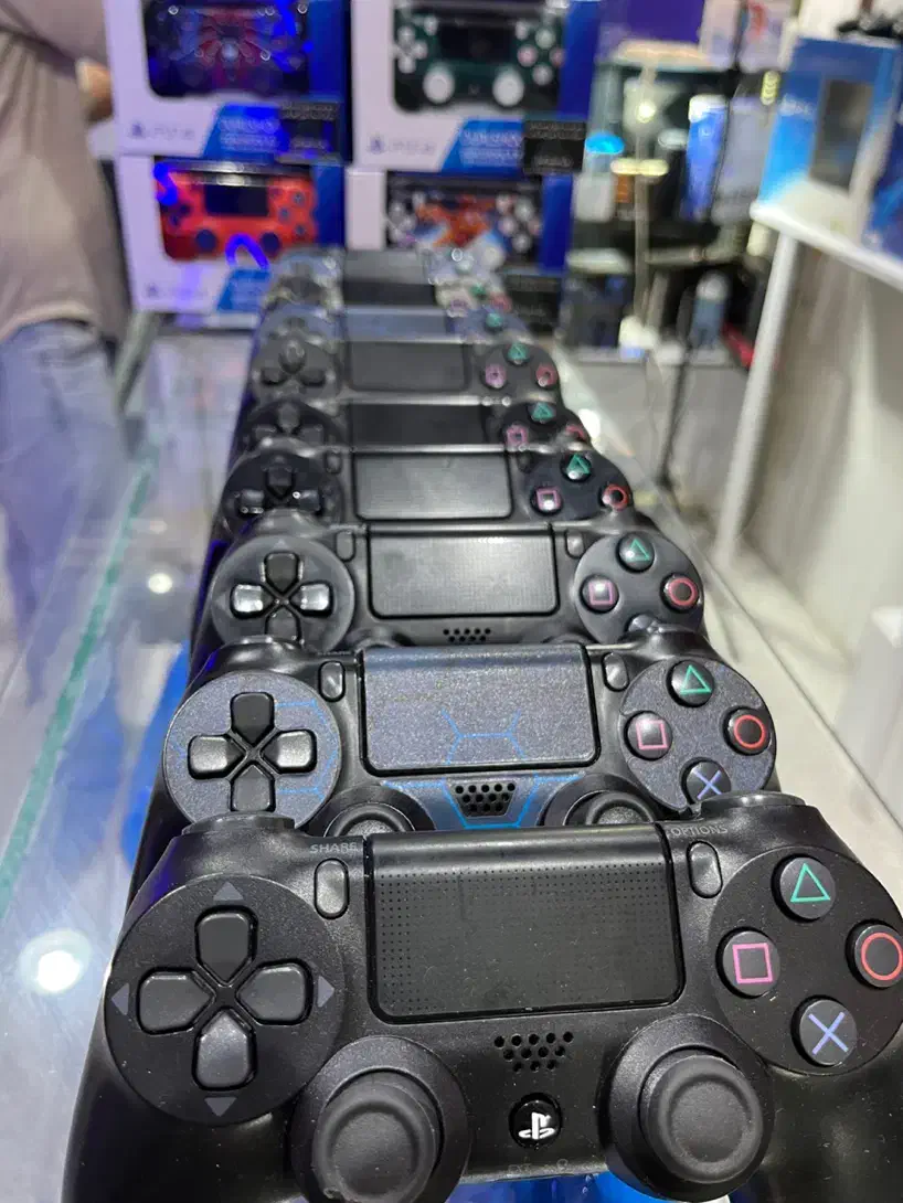 دسته بازی ps4 اورجینال همگی کم کارکرد|کنسول، بازی ویدئویی و آنلاین|آمل, |دیوار