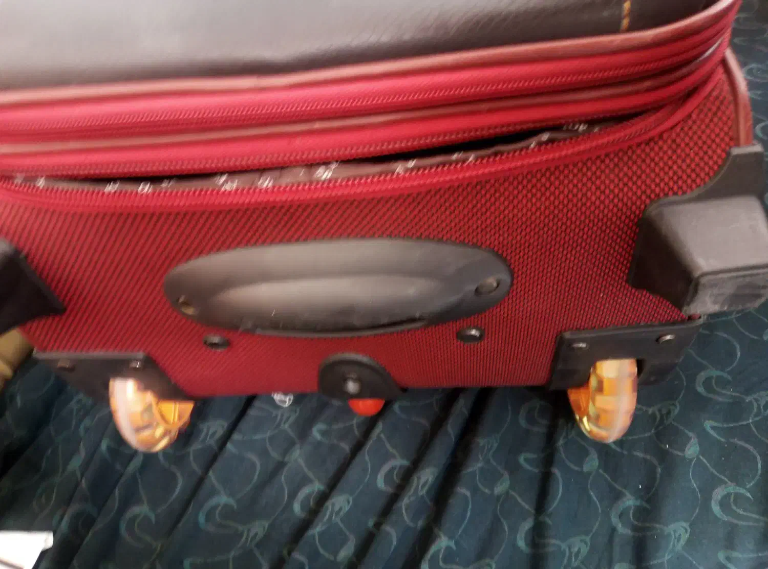 چمدان|کیف، کفش، کمربند|ورامین, ورامین|دیوار