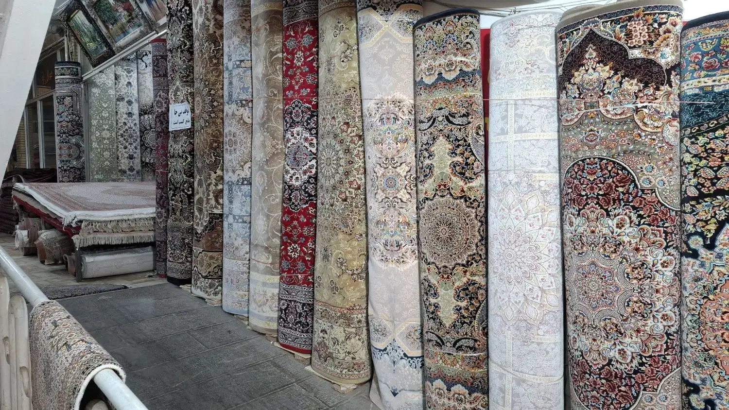 انواع فرش در حد نو|فرش|همدان, |دیوار