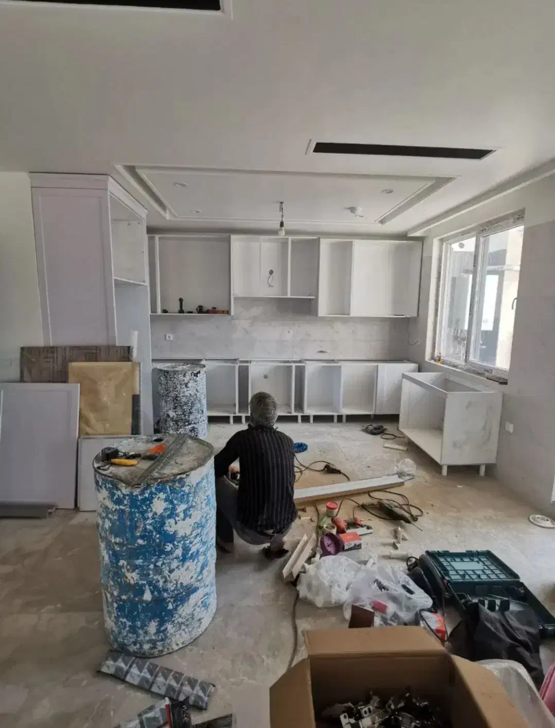 نصاب تعمیرات کابینت دکورمغازه سیار بوشهر عالیشهر|خدمات پیشه و مهارت|بوشهر, |دیوار