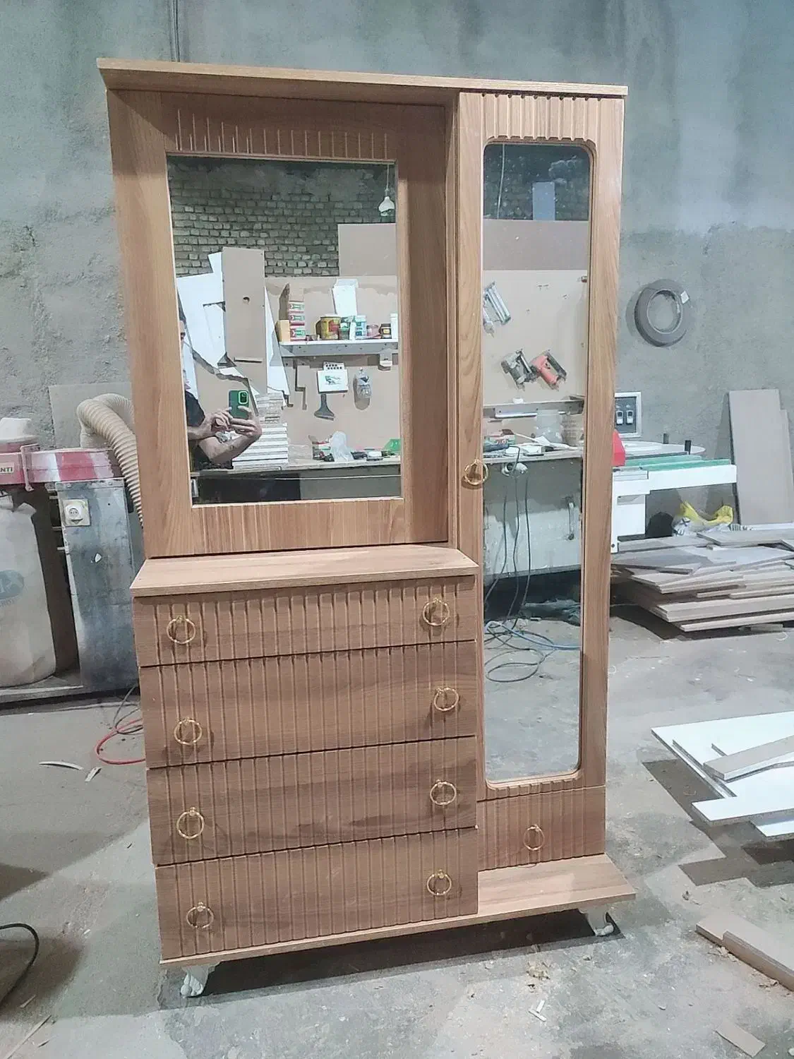 دراور|جاکفشی، کمد، دراور|کاشمر, |دیوار