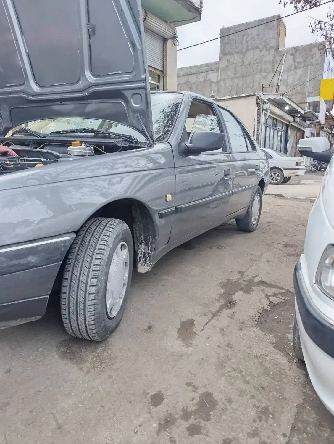 پژو۴۰۵ مدل۹۲|خودرو سواری و وانت|خوی, |دیوار