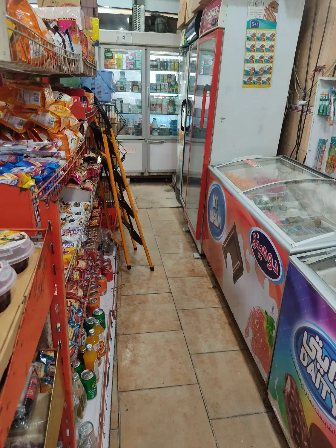 یخچال صنعتی مغازه ایستاده وخوابیده .|فروشگاه و مغازه|رشت, جانبازان|دیوار