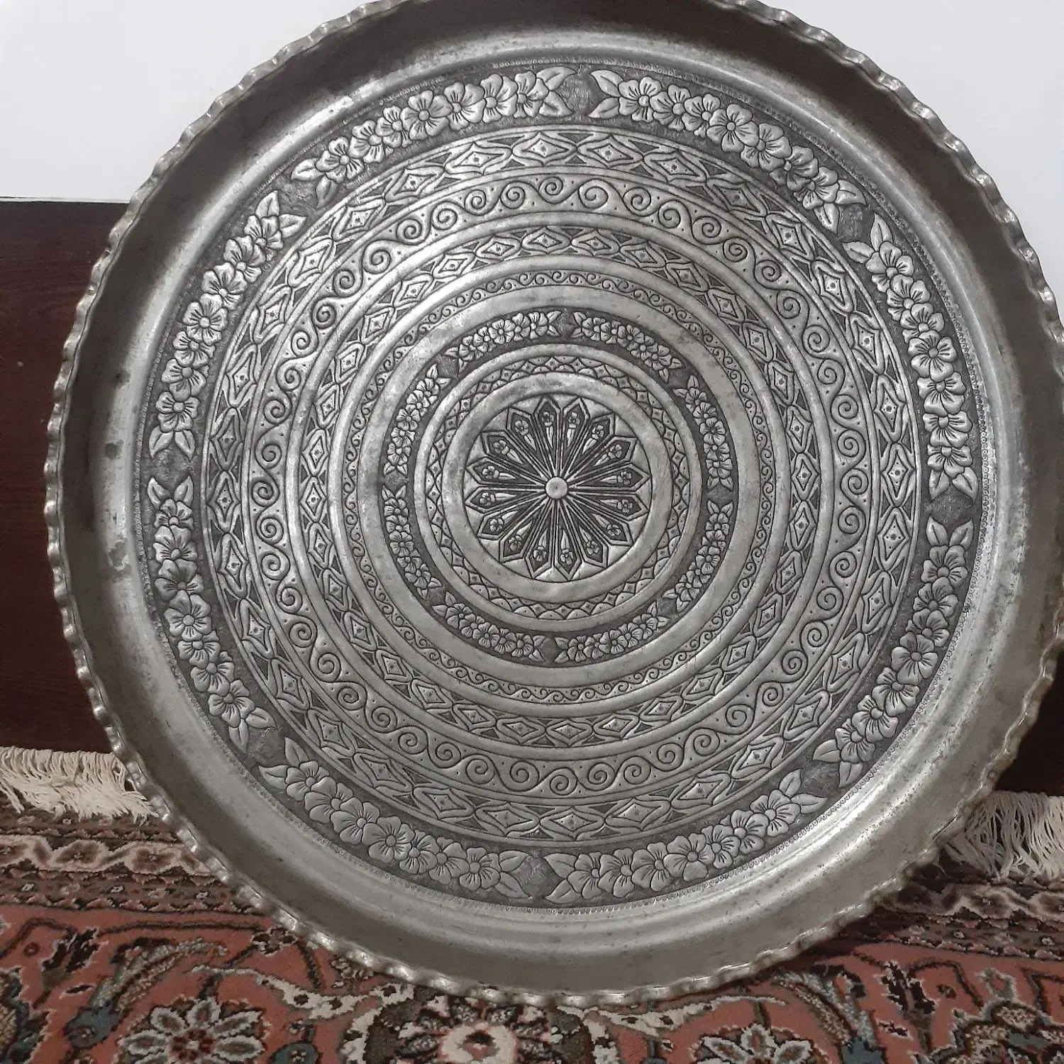 مجمع قدیمی|کلکسیون اشیاء عتیقه|بیرجند, |دیوار