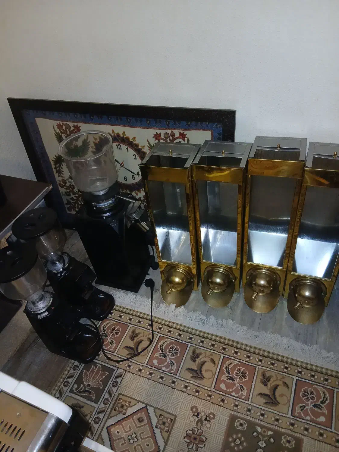 فروش دستگاه اسپرسووآسیاب قهوه ومقداری وسایل خانه|کافیشاپ و رستوران|شاهینشهر, نظامی|دیوار