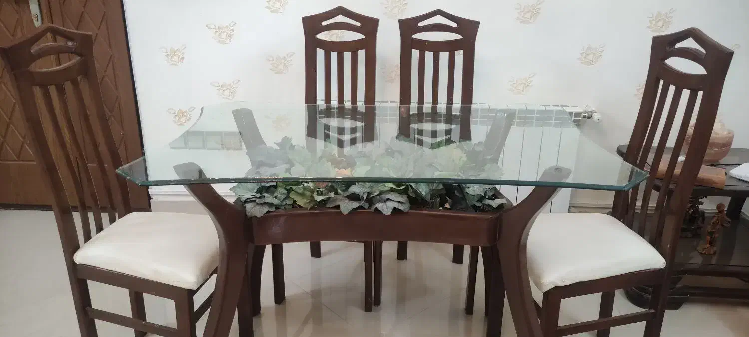 میز نهاری خوری ۴ نفره شیک زیرقیمت بازار|میز و صندلی غذاخوری|بیرجند, |دیوار