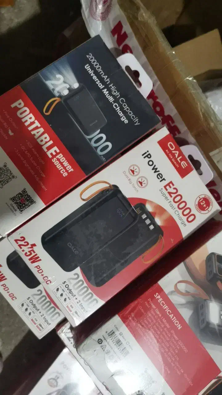 پاوربانک 20000 میلی آمپر OALE مدل IPOWER e20000|لوازم جانبی موبایل و تبلت|اصفهان, احمدآباد|دیوار