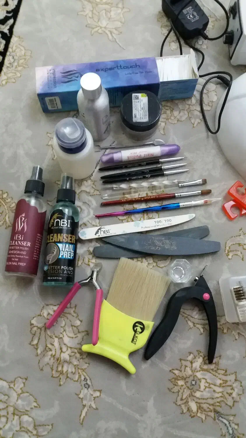 وسایل کاشت ناخن|آرایشگاه و سالن‌های زیبایی|کرج, کوی امامیه|دیوار