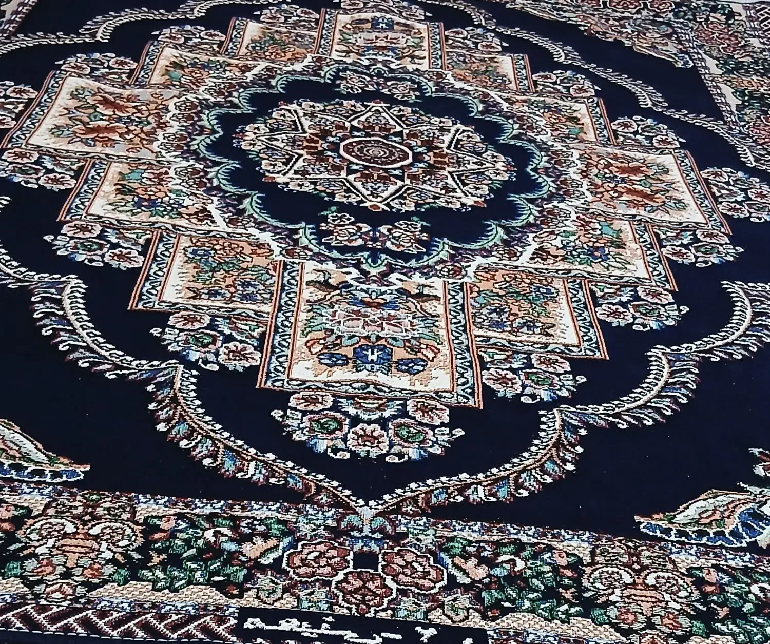 روفرشی ۲متری زریندار نو نو|روفرشی|بروجرد, |دیوار