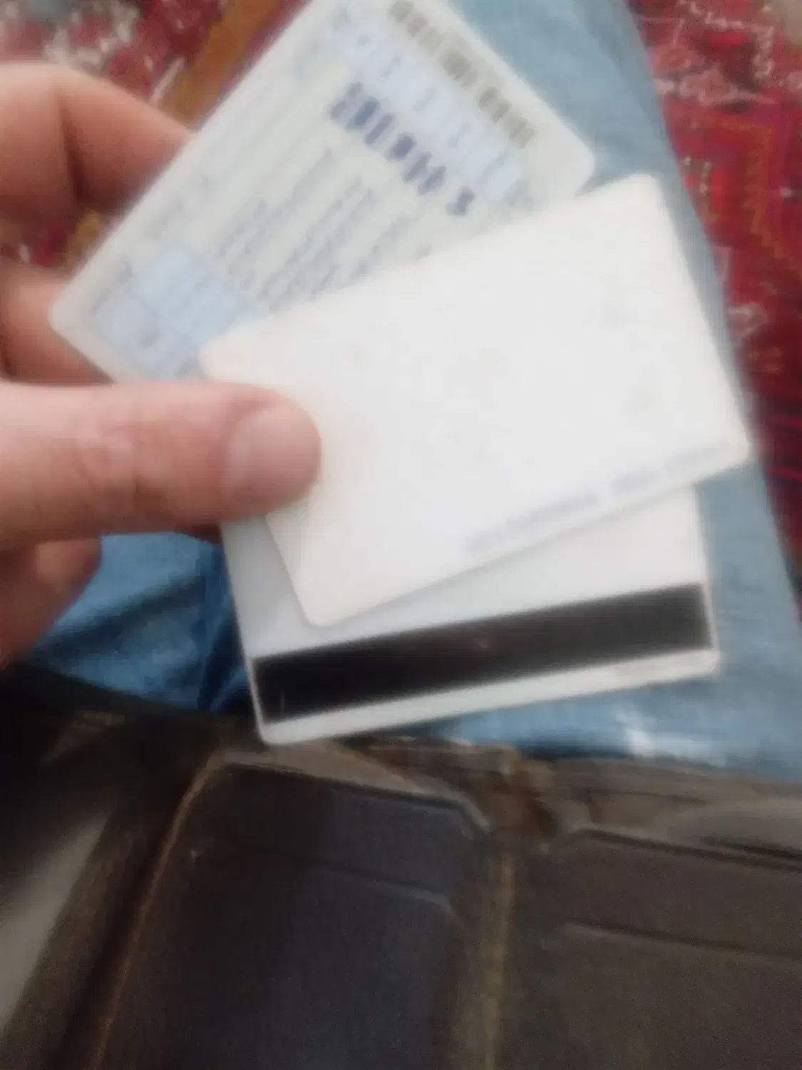 گمشده مدارک|اشیا|اهر, |دیوار