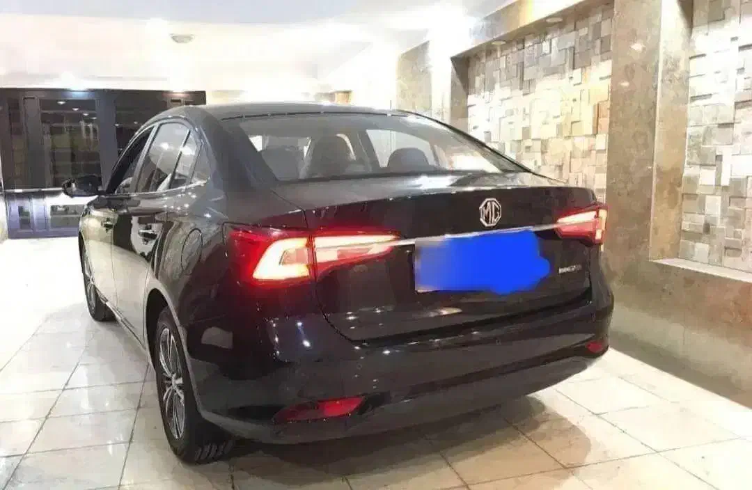 Mg5صفر 2024|خودرو سواری و وانت|اصفهان, آبشار|دیوار