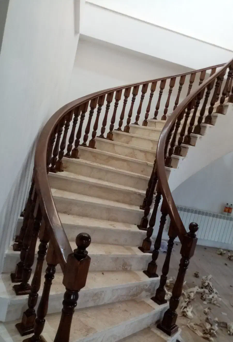 اجرای انواع پله گرد و درب اتاق|خدمات پیشه و مهارت|اردبیل, |دیوار