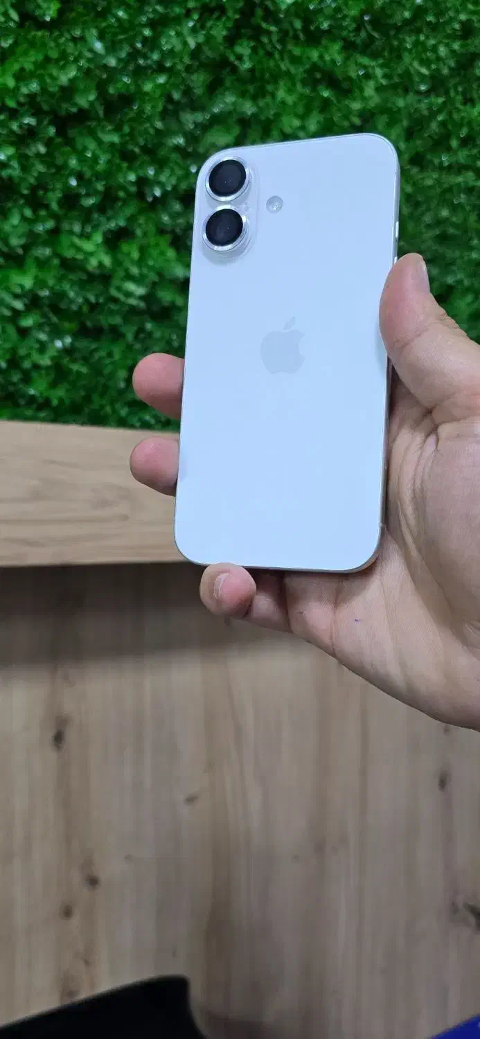 آیفون 16 ۱۲۸ گیگ + در حد آکبند|موبایل|کرمانشاه, |دیوار