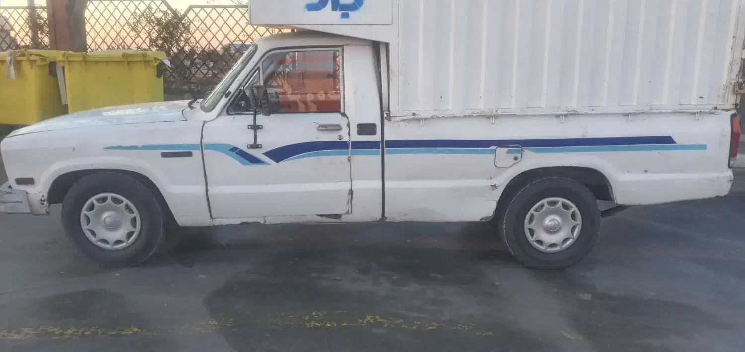 مزدا ۱۶۰۰ سفید|خودرو سواری و وانت|قزوین, |دیوار