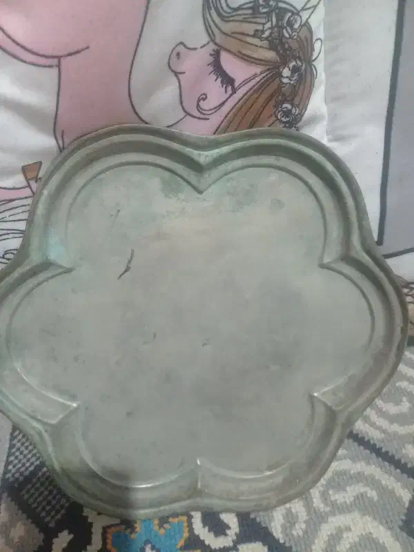 سینی مسی قدیمی|کلکسیون اشیاء عتیقه|رشت, آتشگاه|دیوار