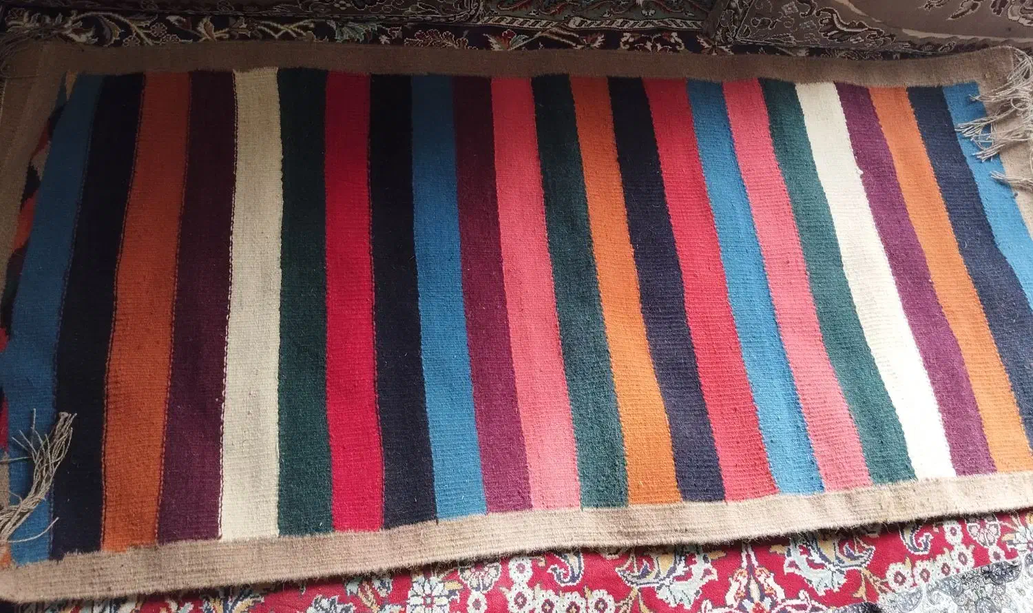 گلیم دستباف|گلیم، جاجیم، گبه|مشهد, شهید معقول|دیوار