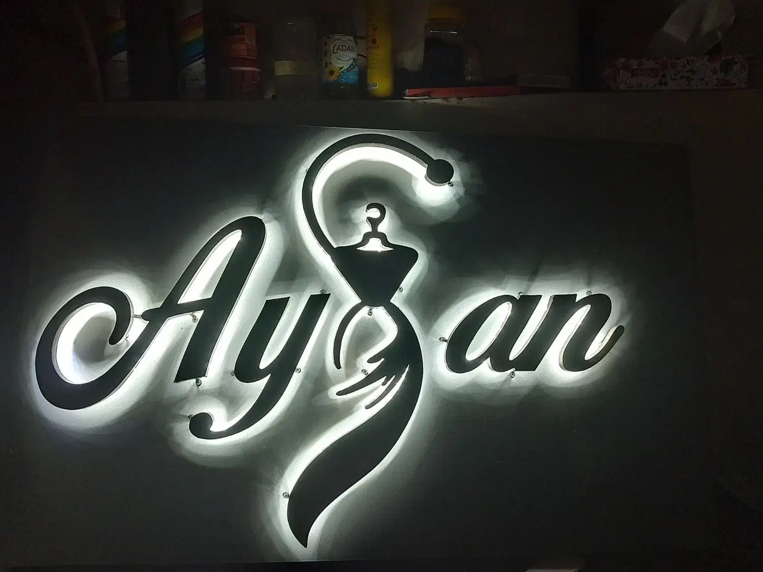 تابلوی کامپوزیت فلکسی حروف برجسته|خدمات پیشه و مهارت|تهران, امام حسین|دیوار