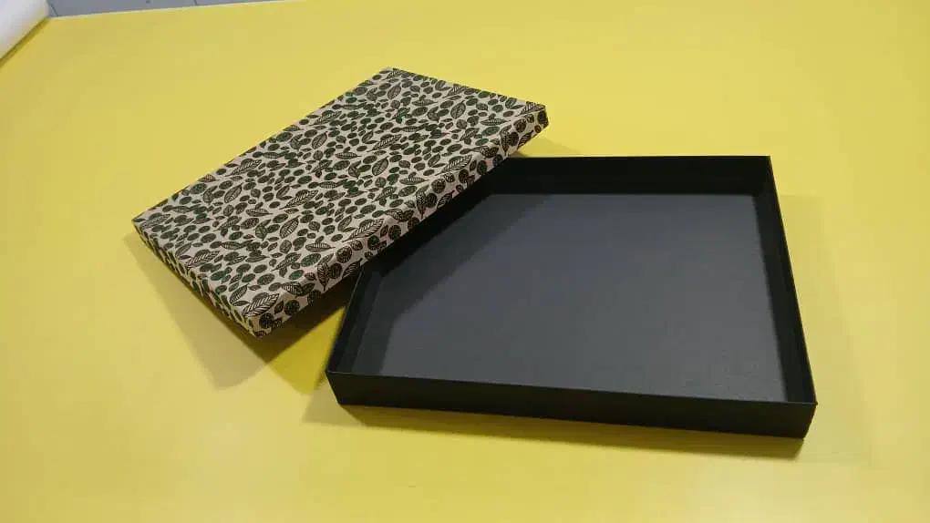 تولیدی انواع جعبه کادویی و جواهراتی مشیریه و رضویه|استخدام هنری و رسانه|تهران, مشیریه|دیوار