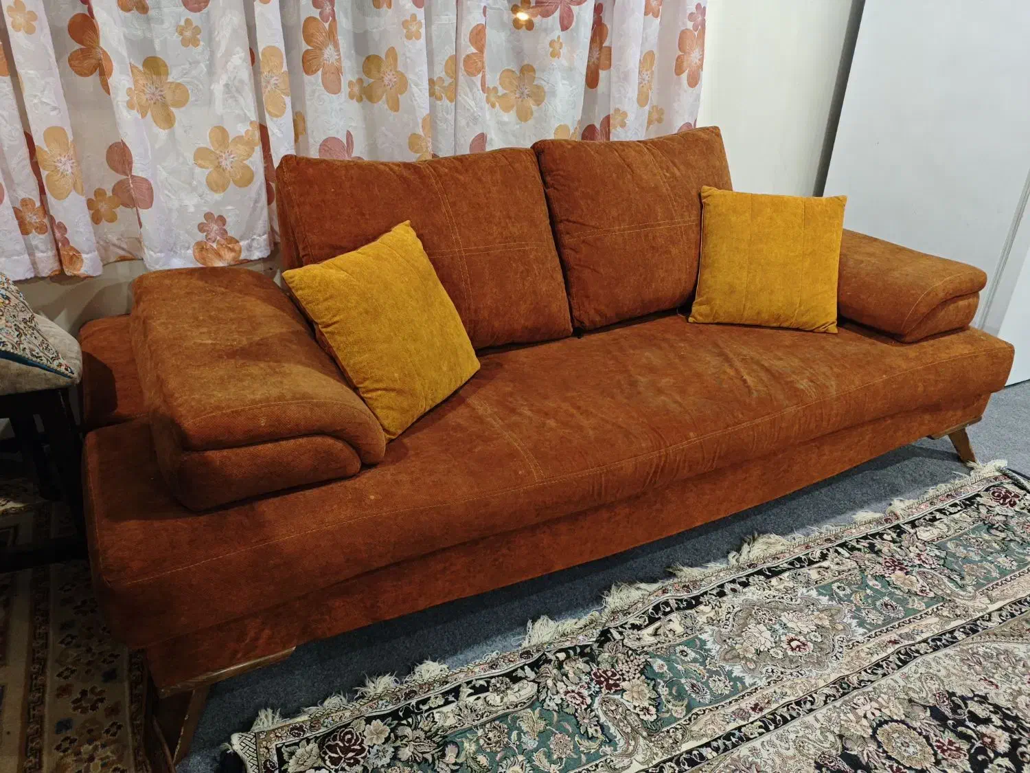 مبل تخت شو مکانیزه پشتی و دسته ها برند تاج ۱۰نفره|مبلمان خانگی و میز عسلی|تهران, گرگان|دیوار