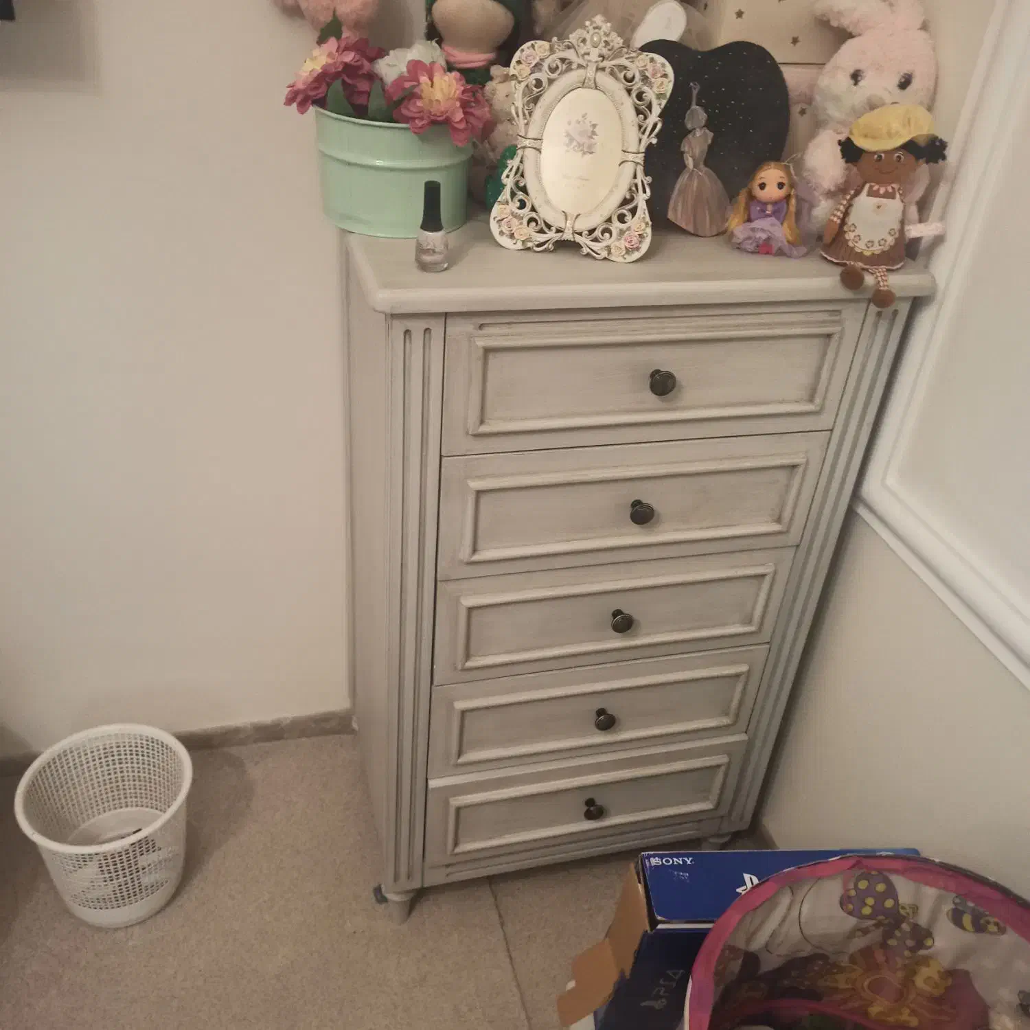 سرویس خواب دخترانه|تخت و سرویس خواب|میانه, |دیوار