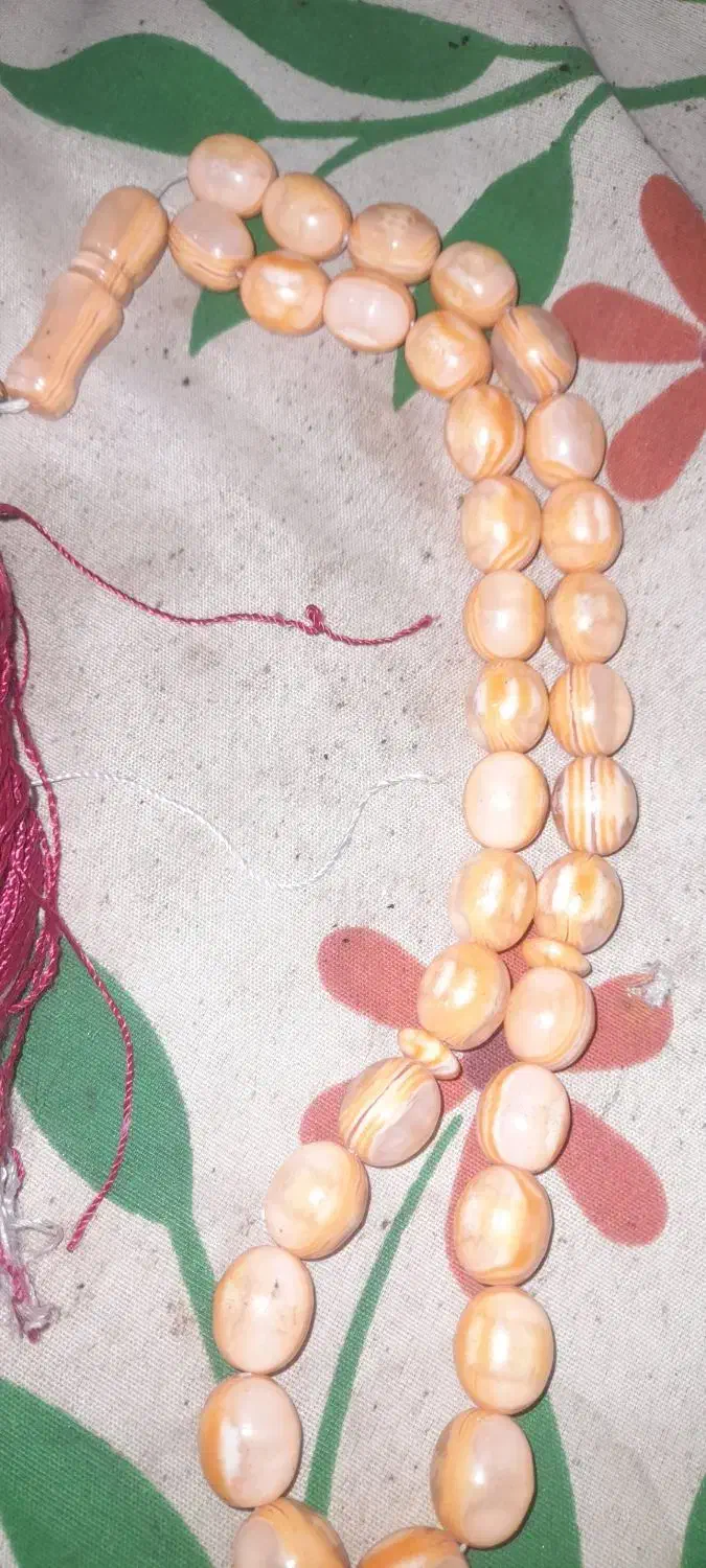 تسبیح سنگی قشنگ قدیمی|کلکسیون و سرگرمی|تربت جام, حافظ|دیوار