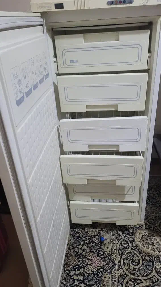 فریزر برند آزمایش سالم آماده به کار|یخچال و فریزر|شاهینشهر, اقبال لاهوری|دیوار