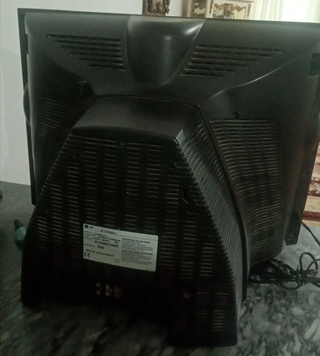 تلویزیون|تلویزیون و پروژکتور|گرمی, |دیوار