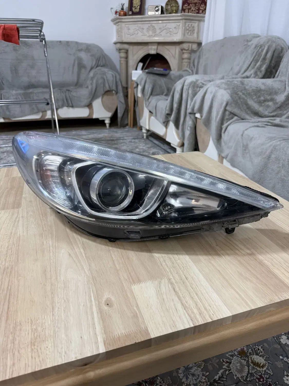 چراغ جلو ۲۰۷|قطعات یدکی و لوازم جانبی|شیراز, قدوسی غربی|دیوار