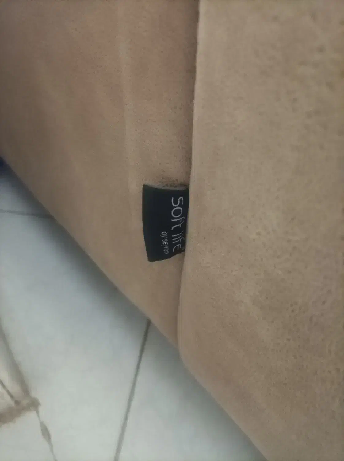 مبل ترک تخت خوابشو با میز وسط‌ناهار خوری  مناسب|مبلمان خانگی و میز عسلی|شاهین‌شهر, خبرنگار|دیوار