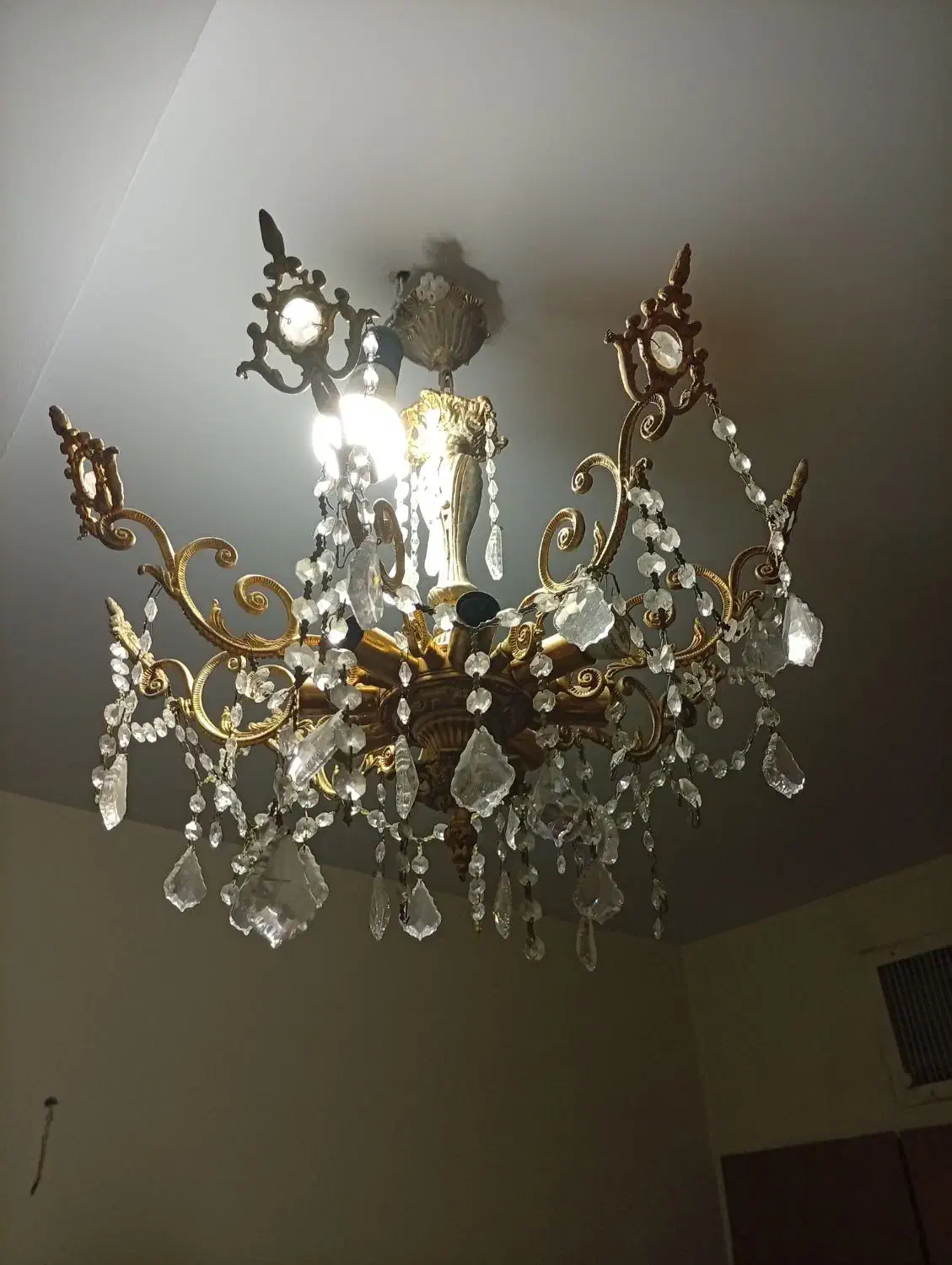 لوستر برنز|لوستر و چراغ آویز|کرج, آق تپه|دیوار