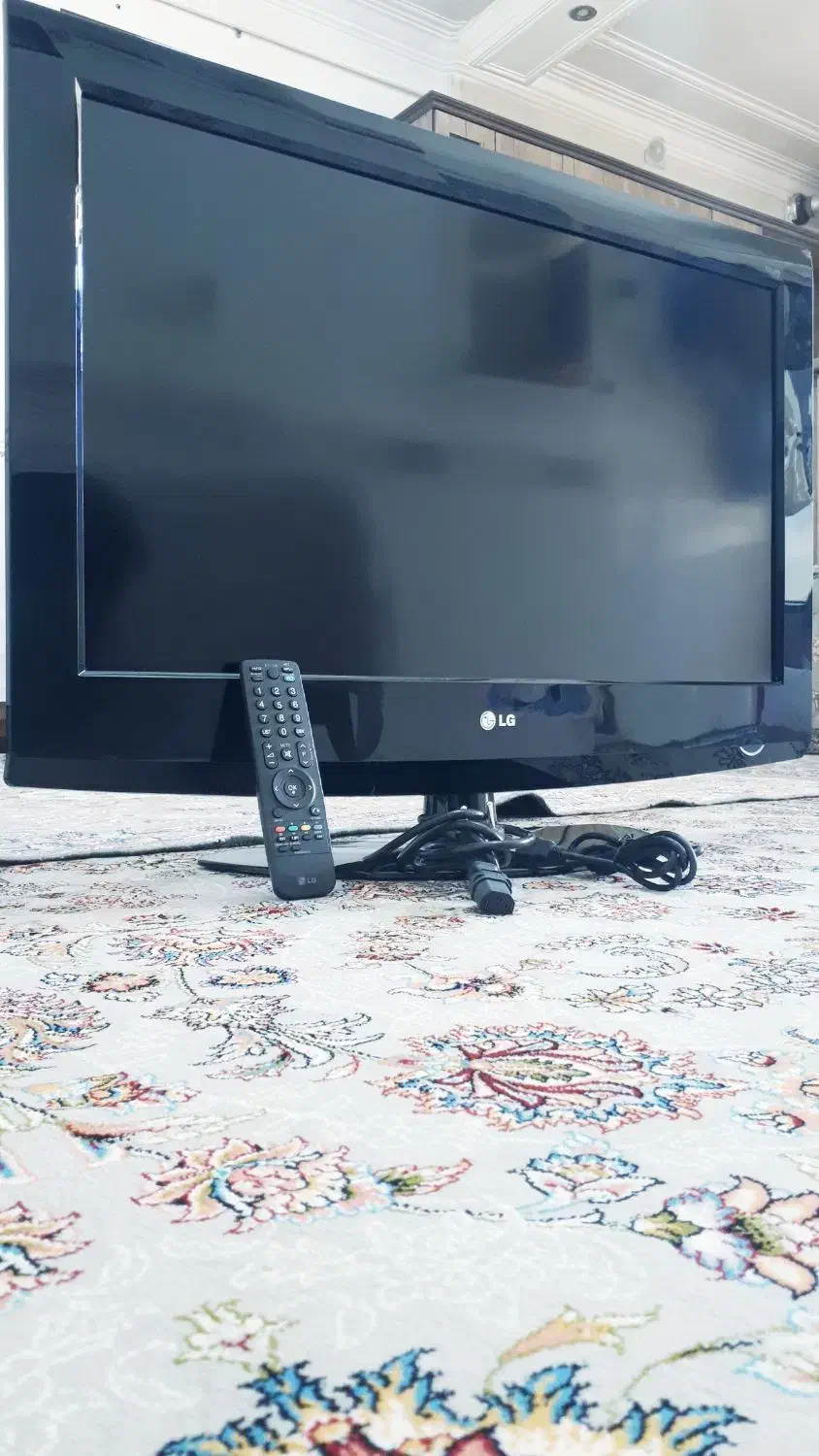 تلوزیون ۳۲ LCD اینچ ال جی|تلویزیون و پروژکتور|آبیک, |دیوار