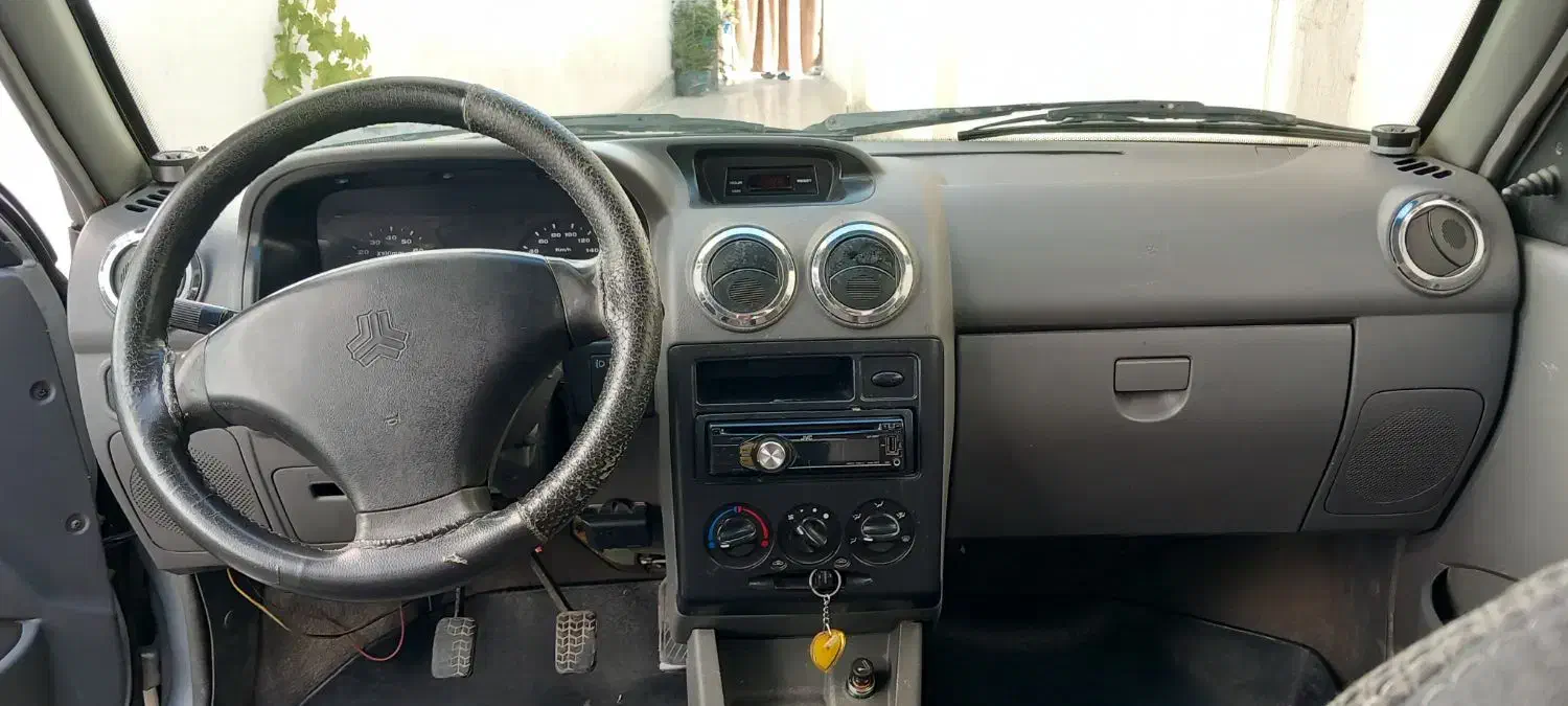 پرایدنقره‌ای فرمون‌هیدورلیک|خودرو سواری و وانت|مشهد, هفت تیر (نه دره)|دیوار