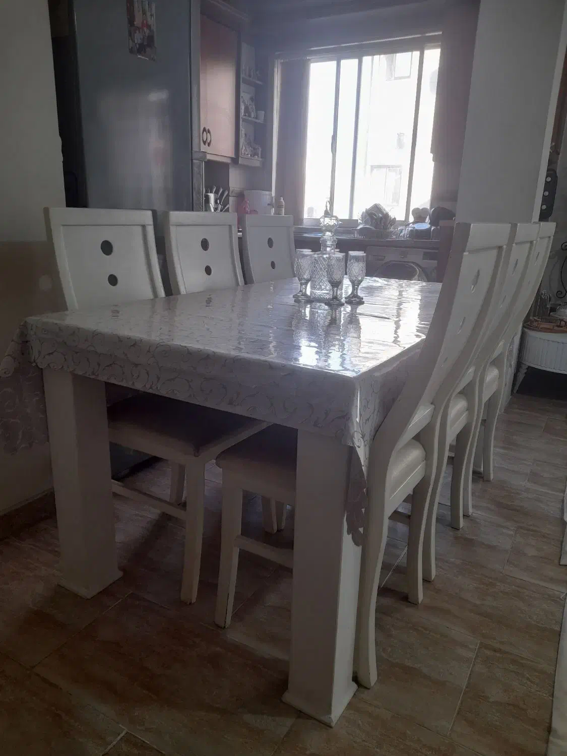 فروش میز ناهارخوری شش نفره سالم و تمیز|میز و صندلی غذاخوری|بندر انزلی, تهران|دیوار