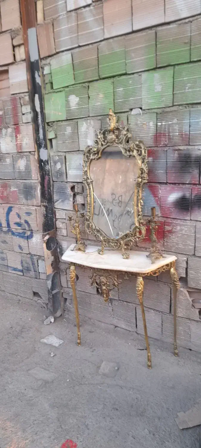 آینه کنسول|کلکسیون اشیاء عتیقه|خوی, |دیوار