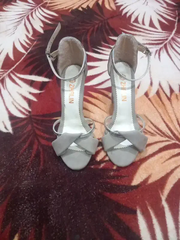 کفش مخملی|کیف، کفش، کمربند|اردبیل, |دیوار