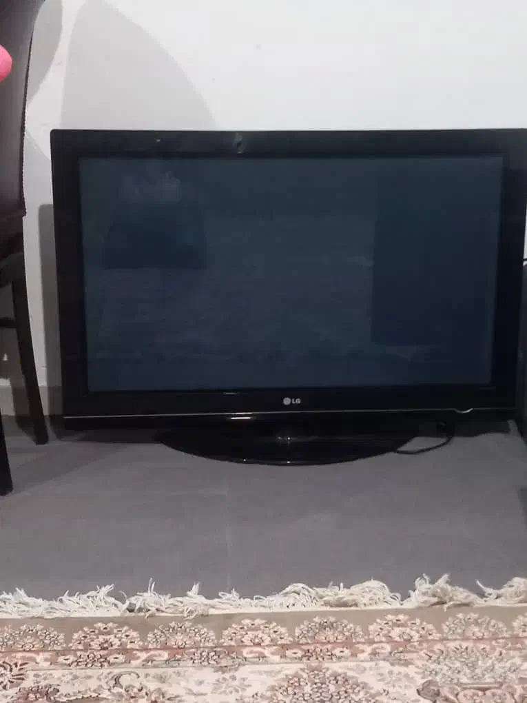 تلویزیون ۴۲ ال جی|تلویزیون و پروژکتور|ماهدشت, |دیوار