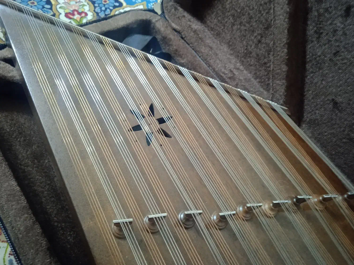 سنتورباجلان|سازهای سنتی|مشهد, بهاران|دیوار