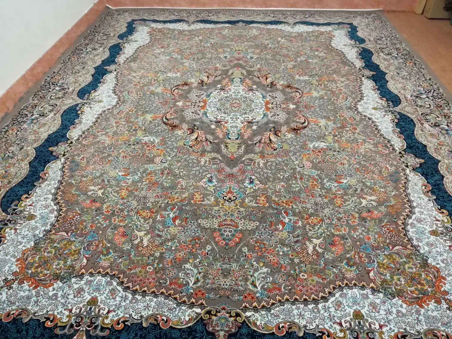 فرش 700 شانه ی 10 رنگ گردویی اصل|فرش|سردشت, |دیوار