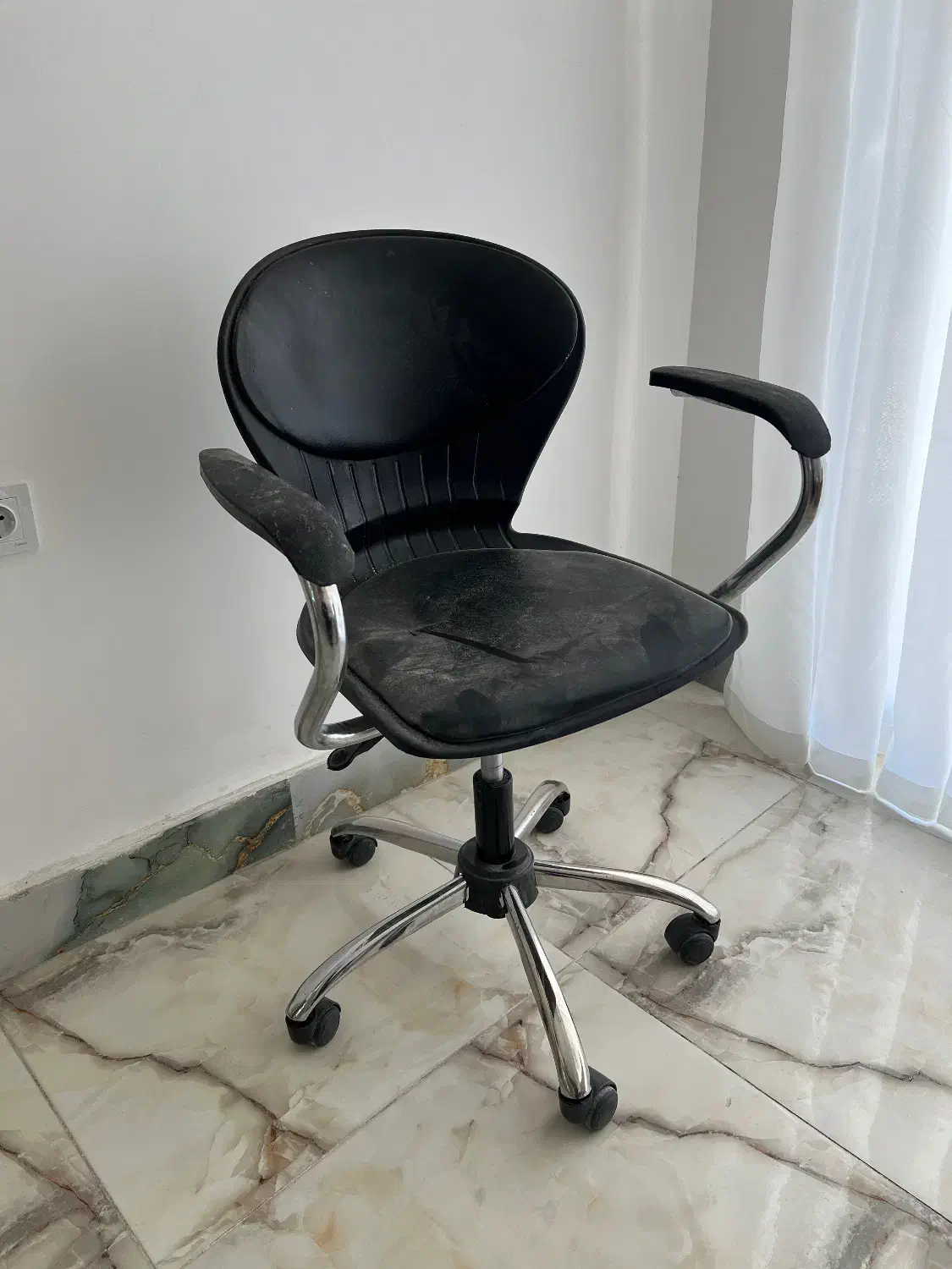 لوازم نو سالن|آرایشگاه و سالن‌های زیبایی|یاسوج, |دیوار